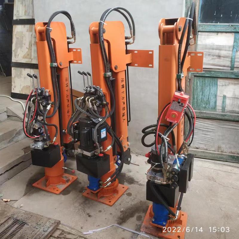 乡城县重汽蓝牌随车吊 3.2吨 国六动力强 液压驱动 农用自卸起重机